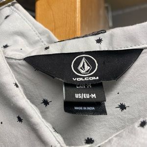 Volcom Men’s Button Down Shirt